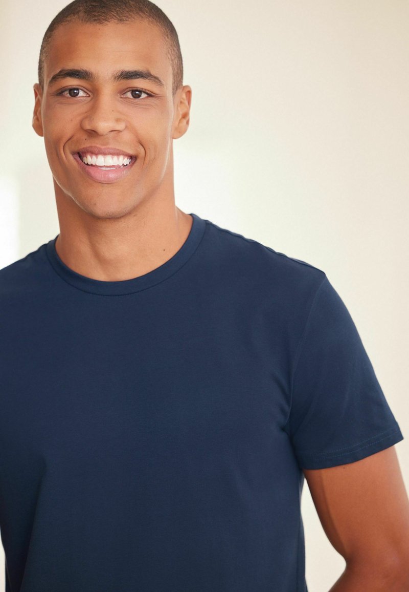 next-lightweight-short-pyjama-set-pyjama-navy-blue-green-geo-bleu