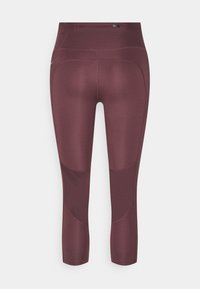 Wysokie legginsy sportowe w ciemnym burgundzie z siateczkowymi wstawkami z tyłu na kolanach oraz małą kieszonką na zamek w talii.
