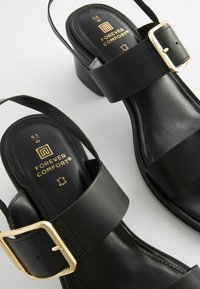 Next FOREVER COMFORT BUCKLE - Szandálok - black