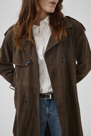 TARAMW SUEDE TRENCHCOAT - Trenci - delicioso