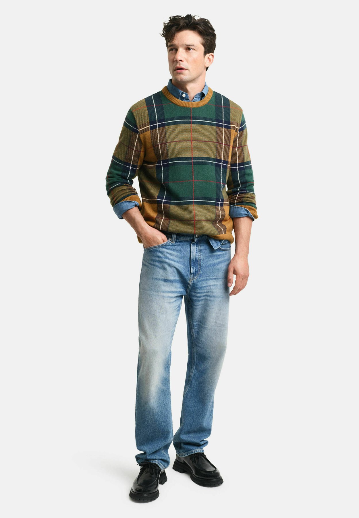 CHECKED C-NECK