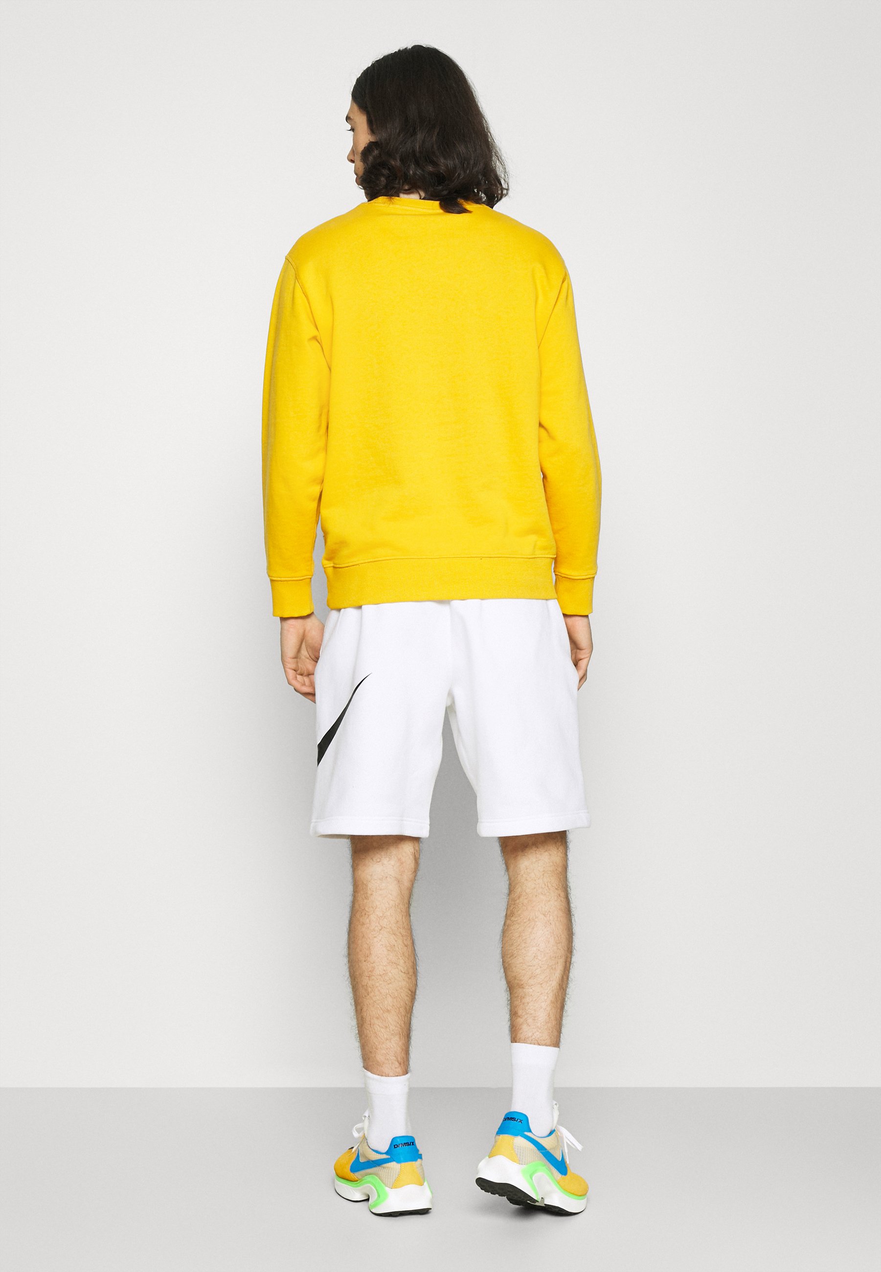 Nike Sportswear CLUB - Shorts - white/blanco - Zalando.es
