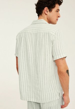 Kappahl, VISCOSE AND LINEN BLEND RESORT SHIRT - Hemd - light beige