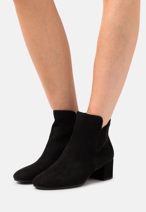 Tamaris, Bottines - black