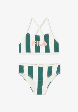 Bañador de dos piezas a rayas verticales verdes y blancas con logo rosa de FILA en la parte superior y tirantes cruzados.