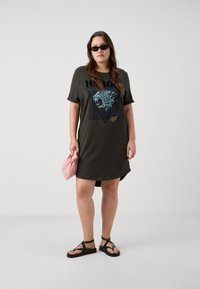 ONLY Carmakoma CARMICALA O NECK DRESS - Dienas kleita - phantom