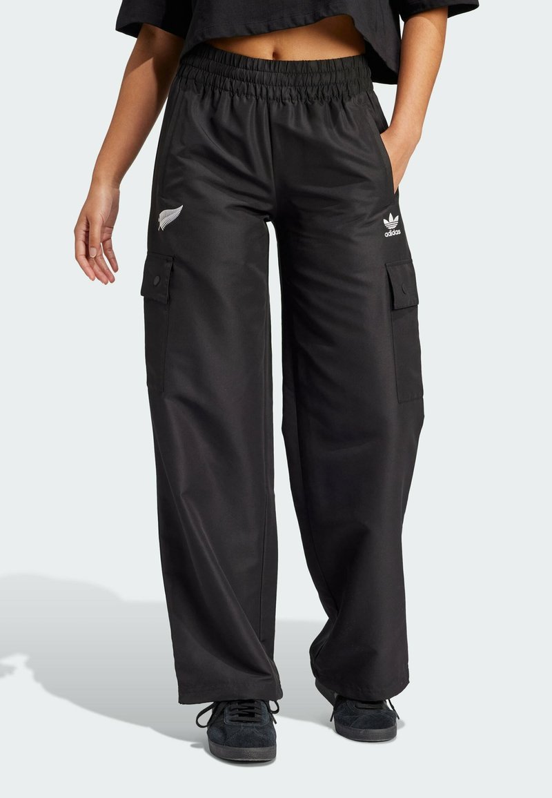 adidas Performance BLACK FERNS ESSENTIALS WOVEN CARGO - Bukser - black
