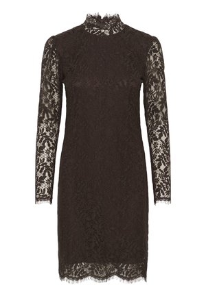 Svart spetsklänning med långa, genomskinliga ärmar och hög hals. Har ett blommönster och fransad nederkant för extra textur.