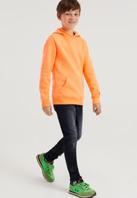 WE Fashion Felpa con cappuccio - orange