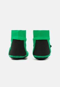 Molo ZABI UNISEX - Papuče - bright green