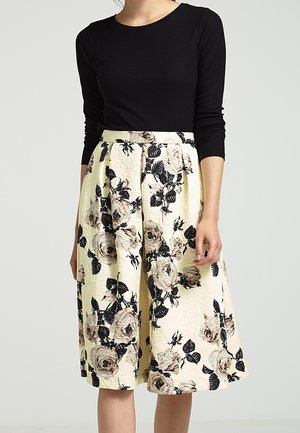 Topshop Jupe plissée - yellow