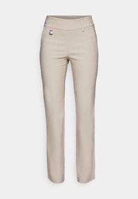 Pantalons beige ajustés en tissu lisse, design à jambes droites, poches avant et accent décoratif d'un bouton argenté au niveau de la taille.