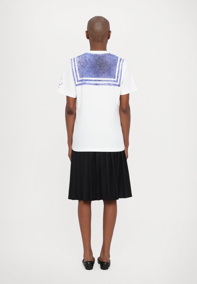 MOSCHINO OLIVIA - Printtipaita - fantasia bianco