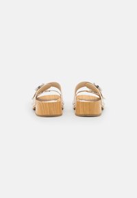 Tamaris Clogs - ivory