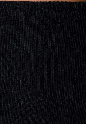 Tessuto a coste nero con una superficie testurizzata, che presenta linee verticali e un materiale morbido e stretch. Adatto per varie applicazioni nella moda.