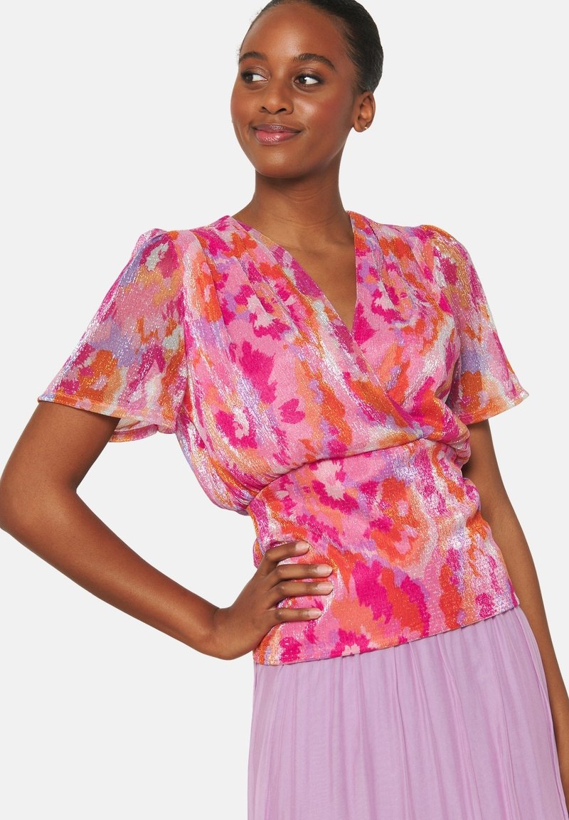 LolaLiza WITH WRAP - Blouse - fuchsia