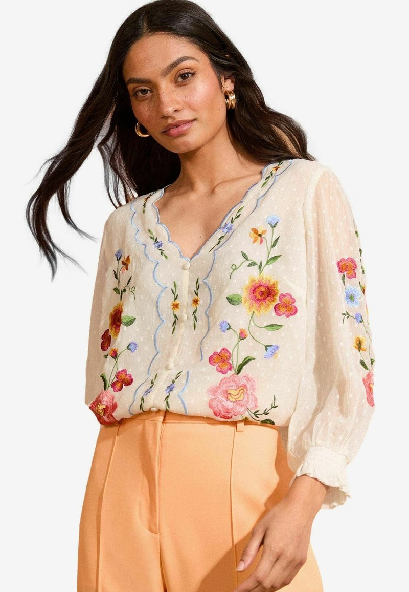 Love & Roses PETITE FIT - EMBROIDERED SCALLOP DETAIL - Bluza - ivory