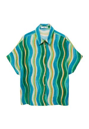 Chemise à manches courtes, fermée par des boutons, en vert, bleu et blanc avec des rayures ondulées. Fabriquée en tissu léger avec une coupe décontractée et un col.