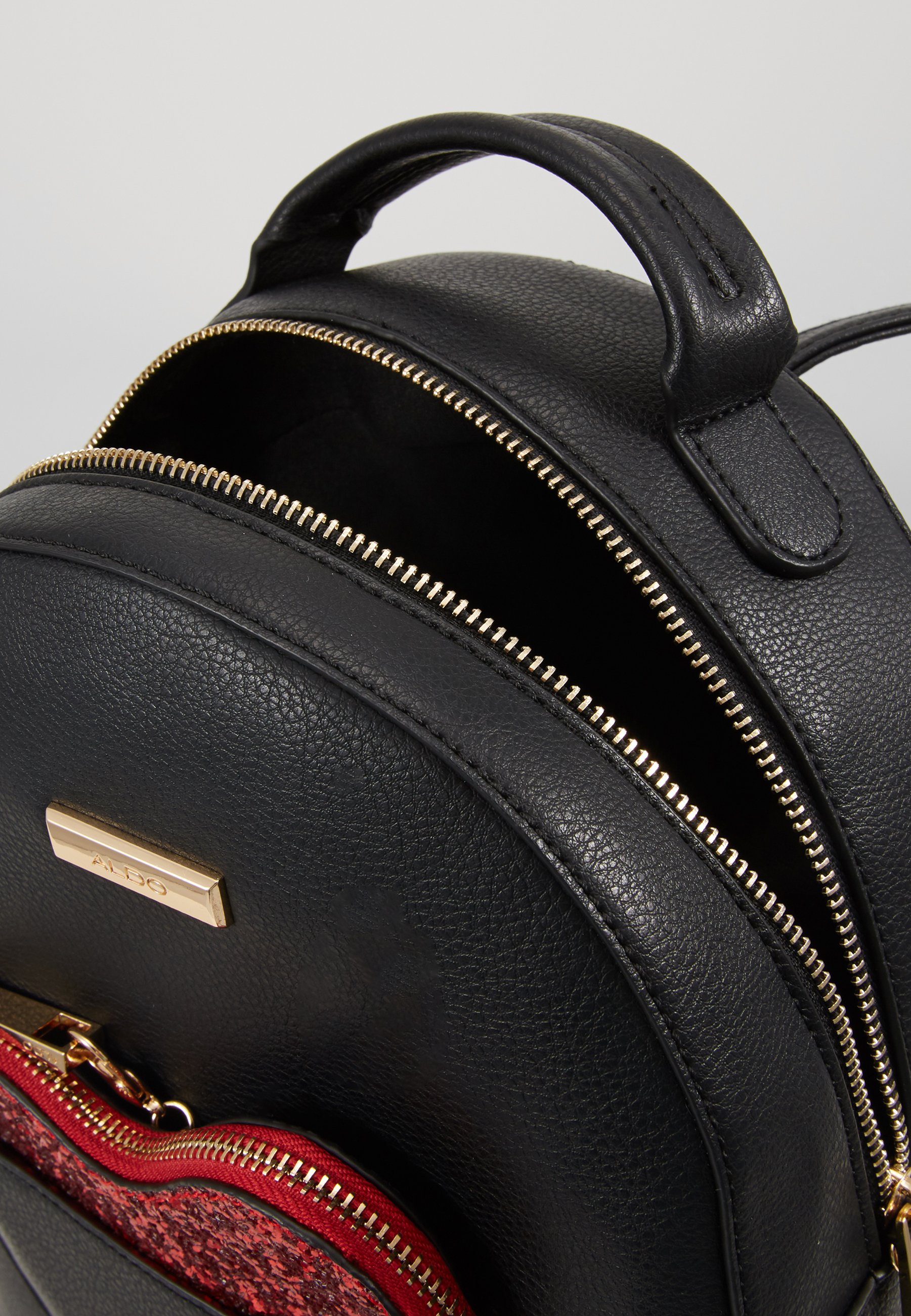 aldo caurga backpack