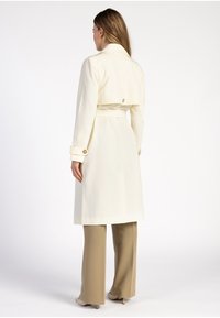 Aaiko TUANAS VIS - Trenchcoat - eam