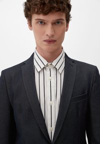 s.Oliver Marynarka