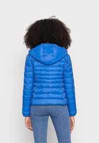 ONLY ONLTAHOE HOOD JACKET - Casaco leve - nautical blue