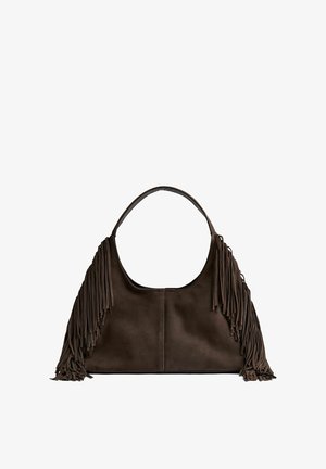 Sac à main en suede marron avec une forme arrondie, présentant de longs détails de franges de chaque côté et une seule poignée. Texture lisse dans l'ensemble.