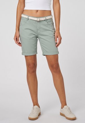 Sublevel SUBLEVEL BERMUDASHORTS MIT GÜRTEL - Shorts - green