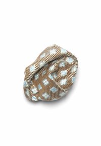 Bruine stoffen haaraccessoire met een lichtblauw bloemenpatroon. Zachte textuur, ronde vorm en knoopontwerp versterken de decoratieve aantrekkingskracht.