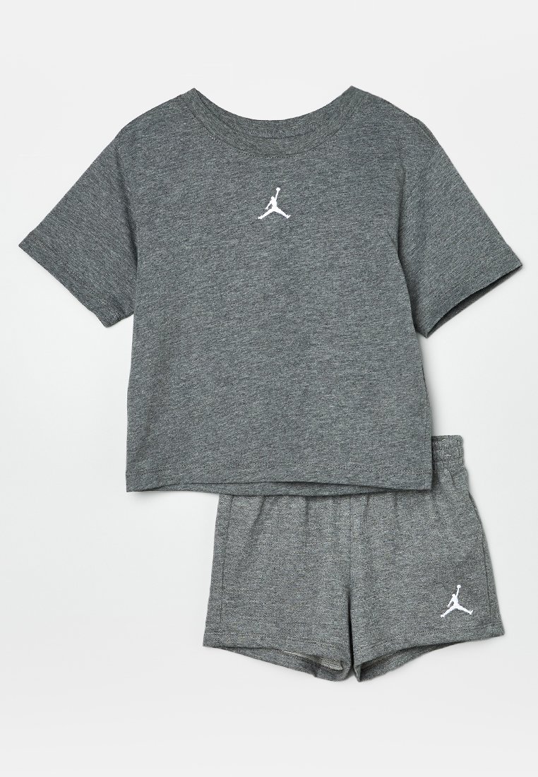 Jordan T-shirt basic grijs Jordan T-shirt basic grijs