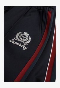 Wybrany, eclipse navy