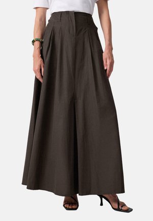 A LINE WITH DARTS - Jupe longue - brown