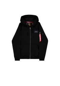 Sort zip-up hoodie med en kængurulomme, snoretræk i huen og et lille logo patch. Har et rødt mærke på den ene ærme og ribbede manchetter.