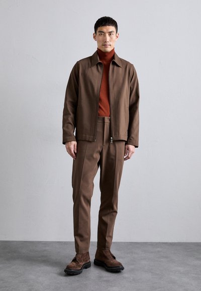 Adieu TYPE 197 UNISEX brązowy