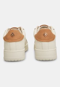 Bata BATA RED LABEL - Sportcipő - beige