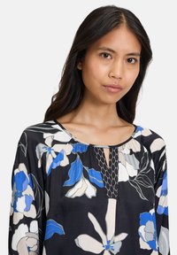 Betty Barclay À MOTIFS - Tunic - noir bleu