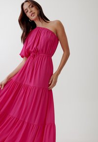 TUSSAH JOHANA  - Dolga obleka - hot pink
