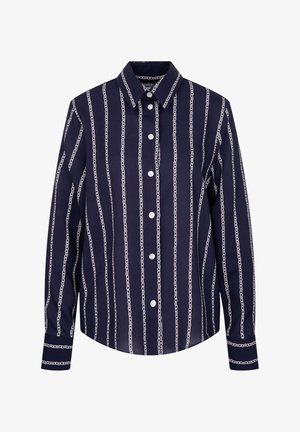 Marineblå skjorte med knaplukning har et vertikalt hvidt kædemønster, krave, lange ærmer og en buet kant. Glat tekstur, klassisk pasform.