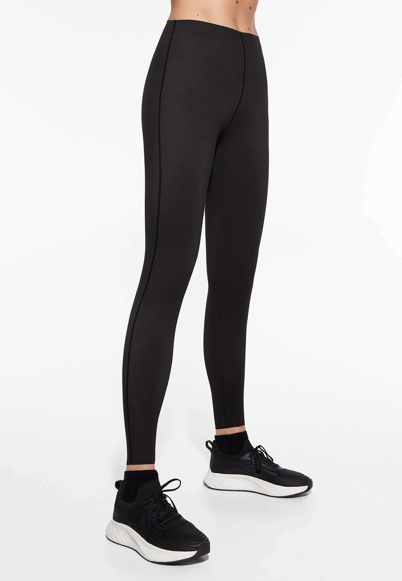 OYSHO Leggings black/svart Zalando.se