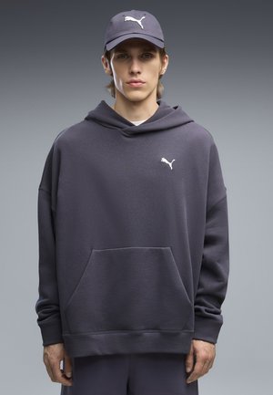 Puma, ESSENTIALS OVERSIZED HOODIE - Hoodie - inky depths