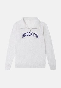 Světlé šedé mikině na zip s vysokým límcem, na kterém je vpředu ve tmavě modré barvě nápis "BROOKLYN". Měkká tkanina s žebrovanými manžetami.