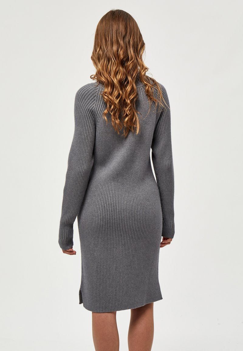 Damen Freizeitkleider | Minus AVA TURTLENECK Strickkleid light grey melange/grau - TC78394 Damen Freizeitkleider | Minus AVA TURTLENECK Strickkleid light grey melange/grau - TC78394