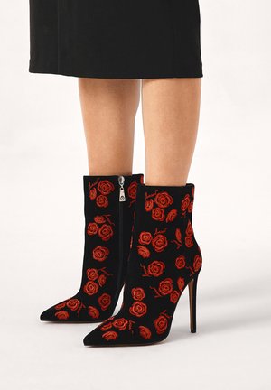 Kazar ADLEY - Klasick lodiky - black