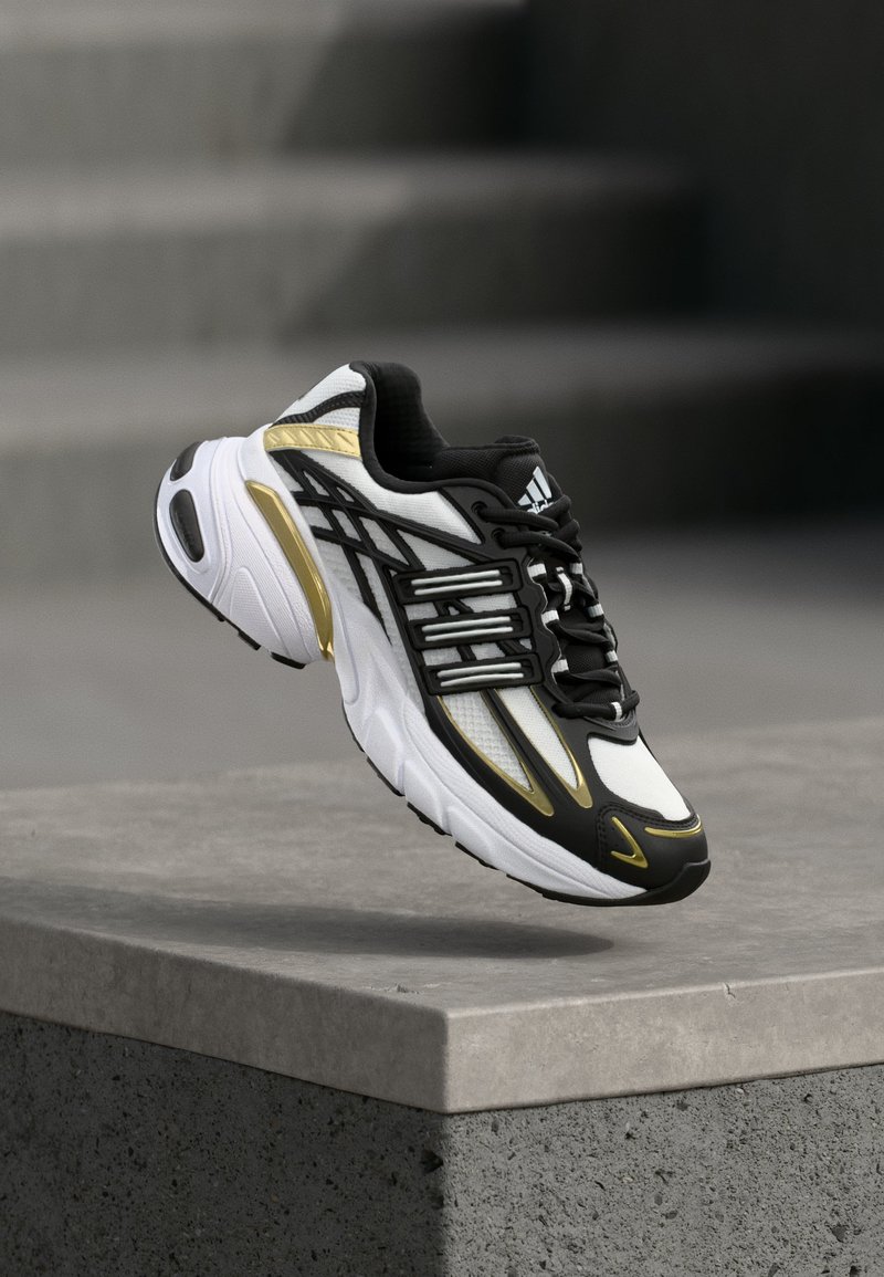 adidas Originals ADISTAR XLG 20 core black/gold-coloured metallic/white