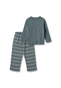 Dvoudenní pyžamo v barvě teal. Halenka s dlouhým rukávem má jednobarevný design; kalhoty mají horizontální pruhy v barvách teal, bílá a hnědá. Měkká tkanina.