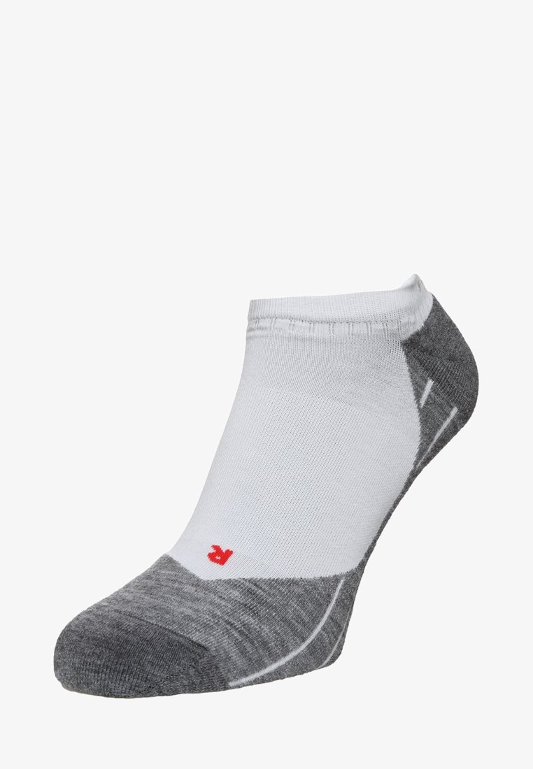Calze a taglio basso con parte superiore bianca e tallone e punta grigi. Include un logo rosso e un tessuto texture con cuciture rinforzate.