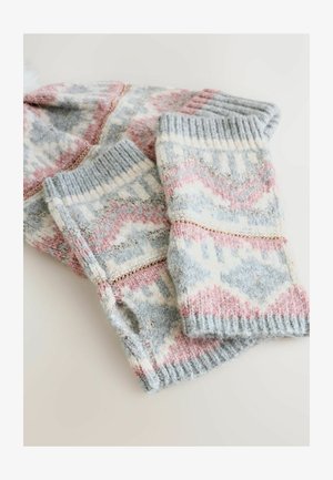 Kootud kampsun geomeetriliste mustritega heledas hallis, roosas ja kreemjas värvitoonis. Omab soonikuid mansette ja kuldset dekoratiivset niiti.