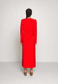 EDITED Maksimekko - red