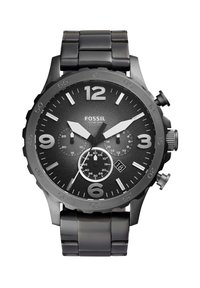 Montre chronographe Fossil noire avec boîtier rond, cadran noir texturé, accents en argent, grands chiffres et bracelet en métal. Résistante à l'eau jusqu'à 100 mètres.
