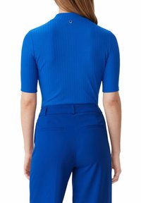 comma - T-shirt basic